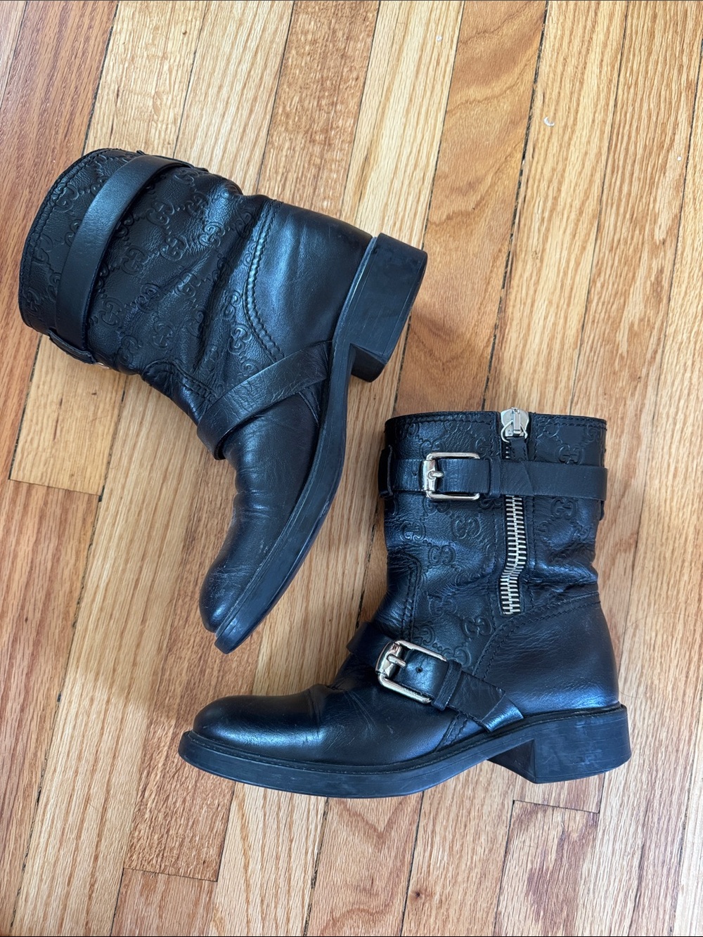 GUCCI Guccissima Logo Black Leather Buckle Biker Moto Boots 37.5